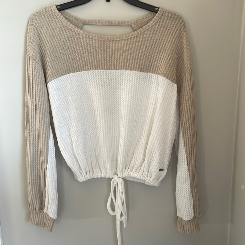 Hollister Beige and  Cream Knit Sweater